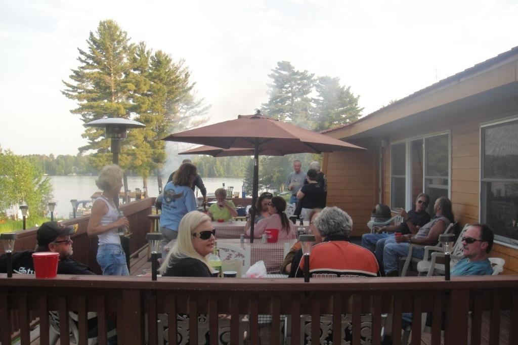 Hiawatha Lodge Inn Eagle River Kültér fotó